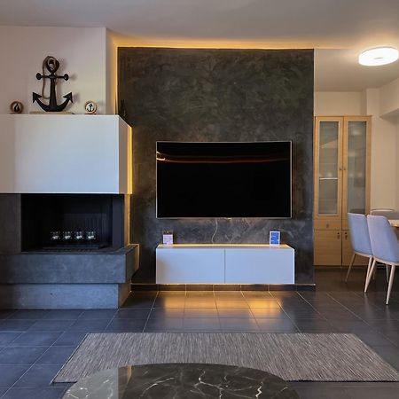 Heaven Luxury Villa Nea Roda Chambre photo