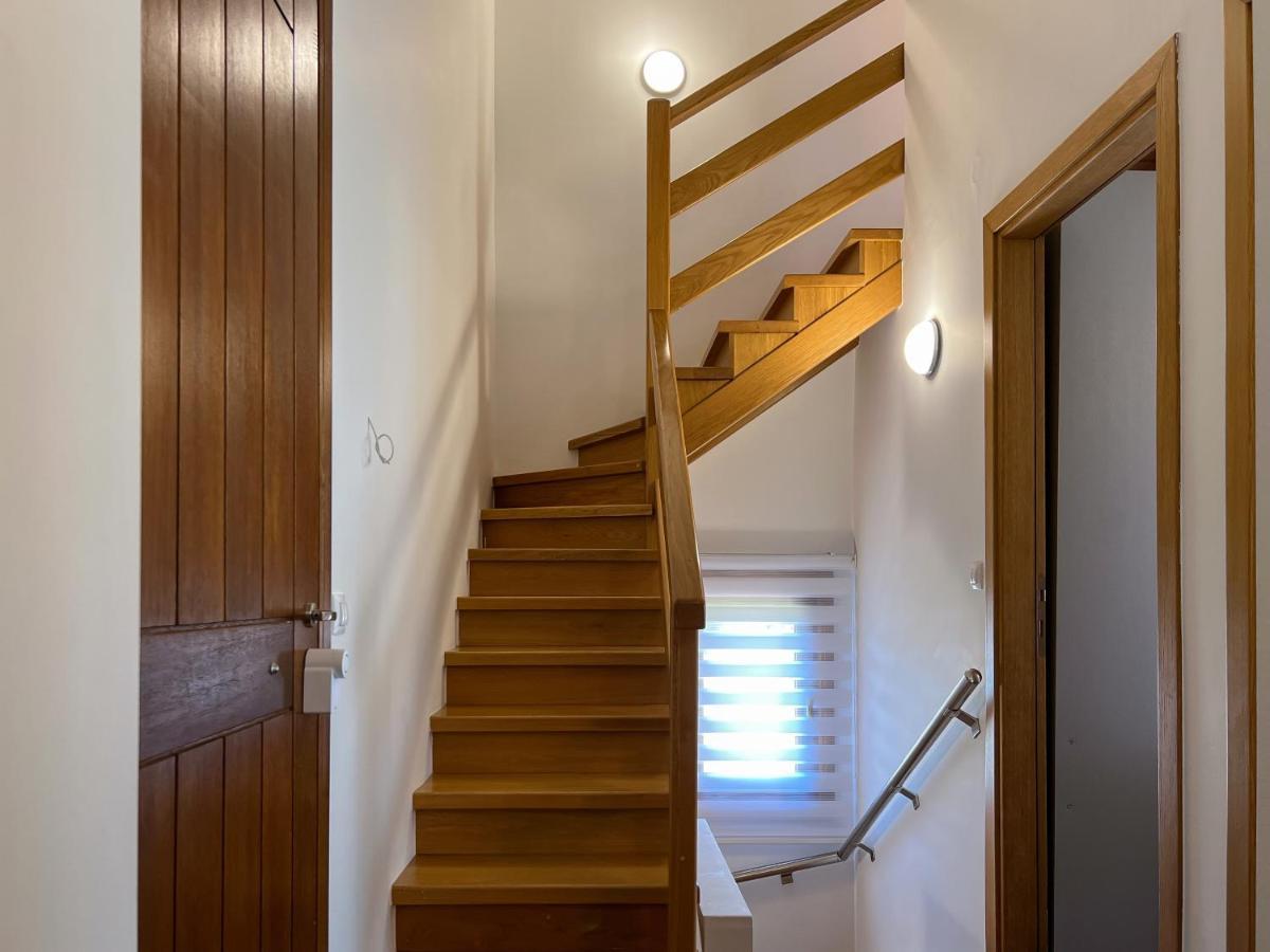 Heaven Luxury Villa Nea Roda Extérieur photo