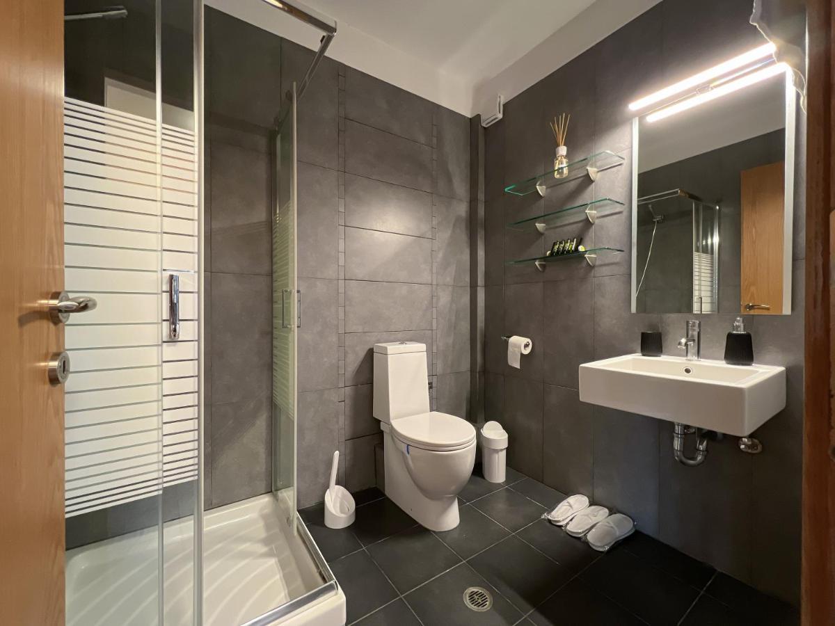 Heaven Luxury Villa Nea Roda Extérieur photo